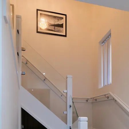 Downtown Cozy House In בית נופש