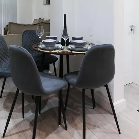 בית נופש Downtown Cozy House In מנצ'סטר