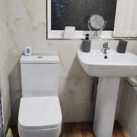 The Cornbrook Place بيت للعطل