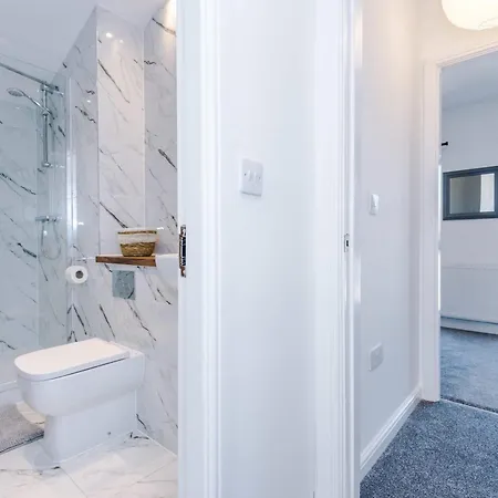 Rest&recharge At Waterway House *