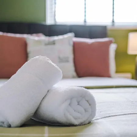 R&r - Modern Townhouse Near Etihad & Centre بيت للعطل مانشستر