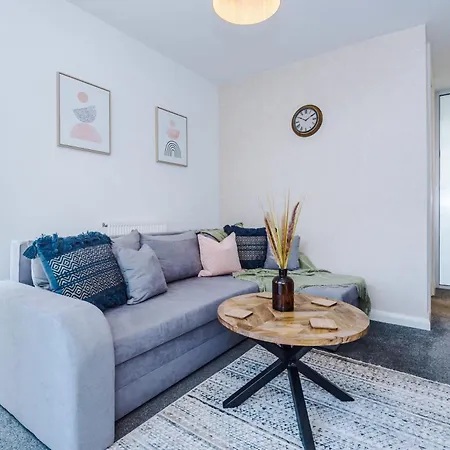 בית נופש Townhouse 5mins To Centre And Etihad - Free Secure Parking *