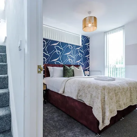 Townhouse 5mins To Centre And Etihad - Free Secure Parking Nyaraló Manchester
