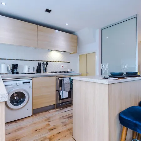 Coop Live Arena & Etihad Stadium 3bedroom House W Secure Parking By Rest&recharge * Μάντσεστερ