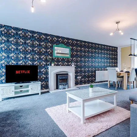 Coop Live Arena & Etihad Stadium 3bedroom House W Secure Parking By Rest&recharge 度假居 *