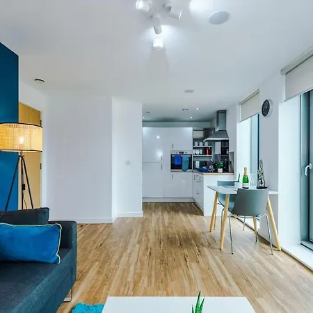 דירה Lux Livin' - Luxury 2 Bed Sky Free Gym מנצ'סטר