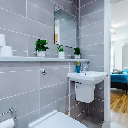 Lux Livin' - Luxury 2 Bed Sky Free Gym דירה *