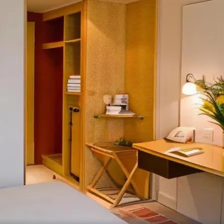 Michael's Apartment *