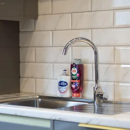 Luxury 4 Bedroom Apartment