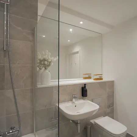 Midori By The Heim Apartman