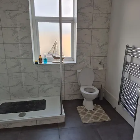 Affordably Elegant Close To Coop Live, Etihad Stadium And Centre Lejlighed *
