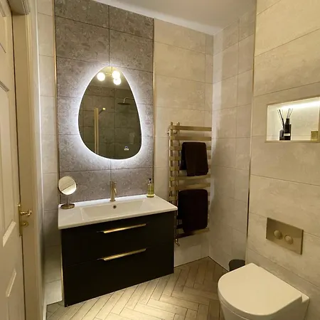 Cozy Hideaway With 2 Bedrooms Holiday home