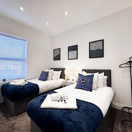 Four Bedroom House By Brookland Serviced Short Lets With Free Wifi Lejlighed