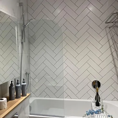 Pretty Pink Posh Penthouse