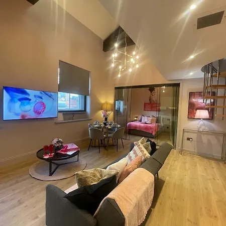 Διαμέρισμα Pretty Pink Posh Penthouse *