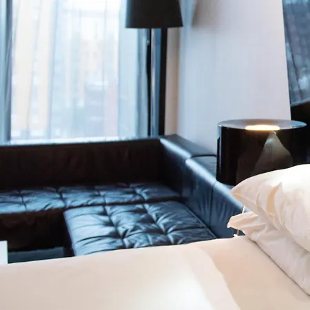 Hotel Crowne Plaza Centre By Ihg 4*