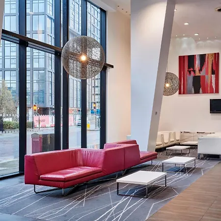 Hotel Crowne Plaza Centre By Ihg 4*