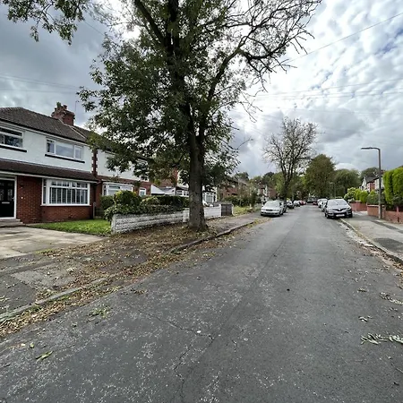 Σπίτι διακοπών Modern 3-bed Stay-away-home Sleeps 6 Nr *