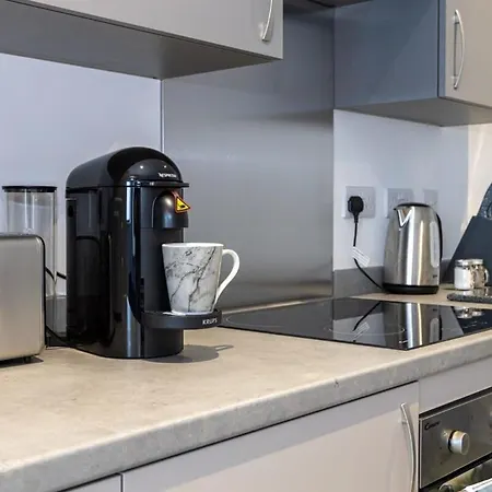 בית נופש 2 Bed Media Flat Salford Quays