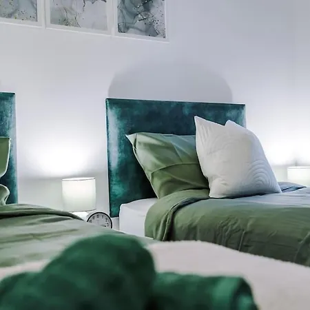 Lejlighed Spacious Deansgate Apartment, Free Park, Sleeps 8 Manchester