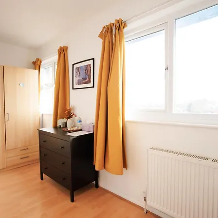 The Apollo Guest house Manchester