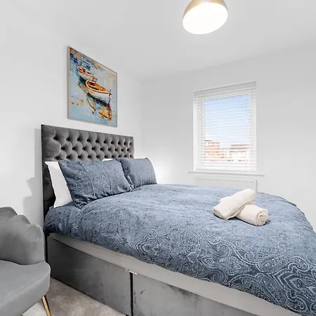 بيت للعطل Luxurious Stylish Modern