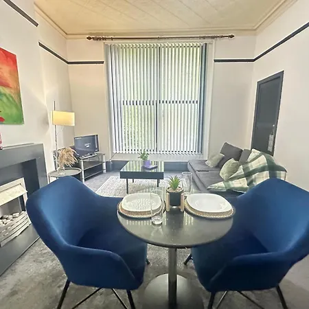 דירה Large Kitchenette *