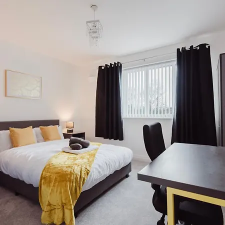 Spacious 3-bed House Didsbury *
