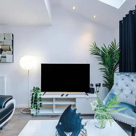 3br-walktocitycentre-garden-freeparking * Manchester