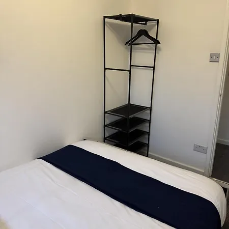 Cosy 2 Double Bedroom In Ancoats 7 Minutes From Coop Live, Etihad Stadium & Centre- Free Parking Available شقة *