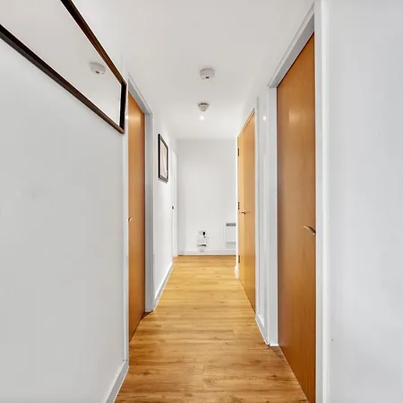 Stylish Penthouse - Parking- Gym