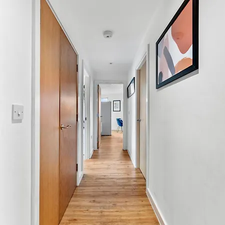 דירה Stylish Penthouse - Parking- Gym
