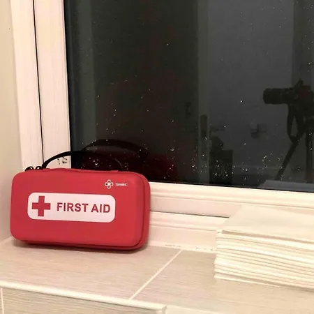 民宿 Private Bedroom In Unique Luxury House, Salford,