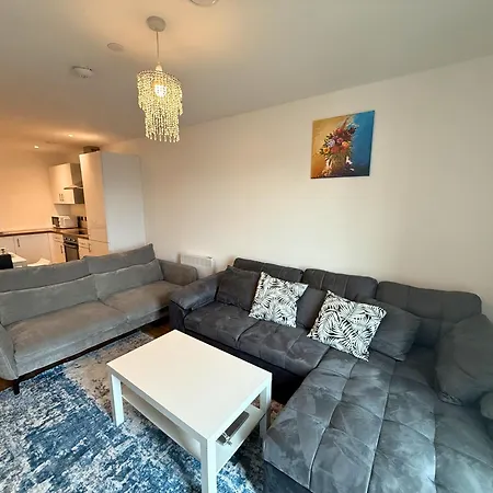 Mediacity One Bedroom Skyline Flat Manchester