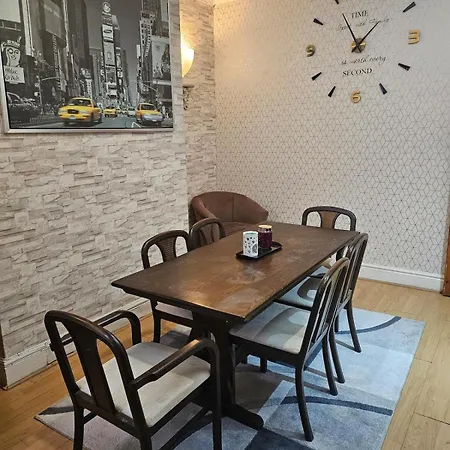 Go Big ! Entire Cozy House For Max 8 People Near Center *