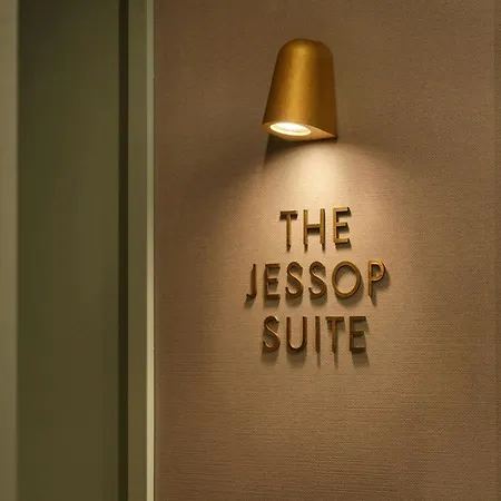 Отель The Reach At Piccadilly, Manchester, A Tribute Portfolio