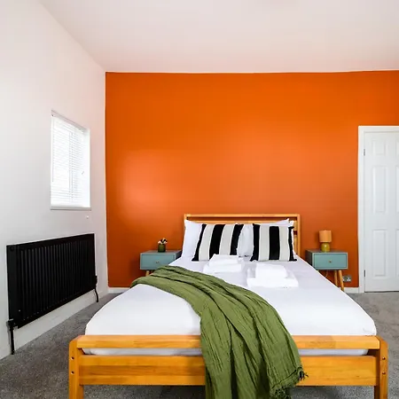 Stylish Modern - Perfect For Work, Leisure & Stadium Visits With Parking Manchester