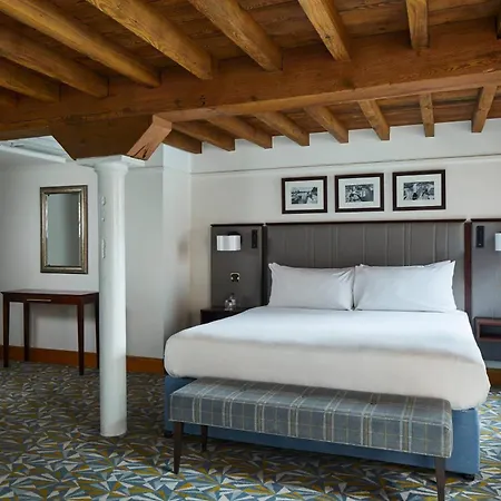 Hotel Marriott Victoria &