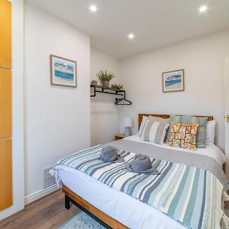 Beautiful Three Bedroom House - Escape Сasa de vacaciones