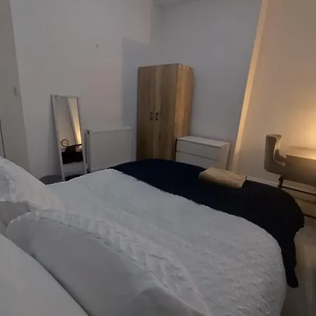 Kwatera prywatna Goulden Retreat Manchester