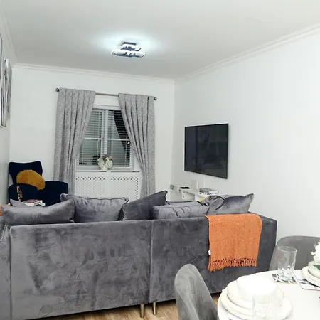 Mdz Luxe Stays-sleeps 6 Manchester