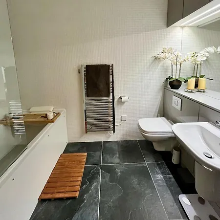 Holiday home Townhouse, Free Parking, Close To Ao Arena