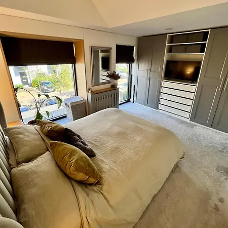 Holiday home Townhouse, Free Parking, Close To Ao Arena