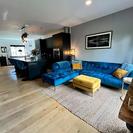 Holiday home Townhouse, Free Parking, Close To Ao Arena *