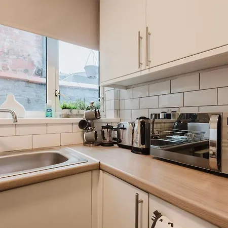 Free Parking, Late Check Out Coop Live Etihad Stadium 3-bed House *