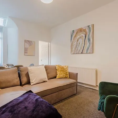 Free Parking, Late Check Out Coop Live Etihad Stadium 3-bed House * Manchester