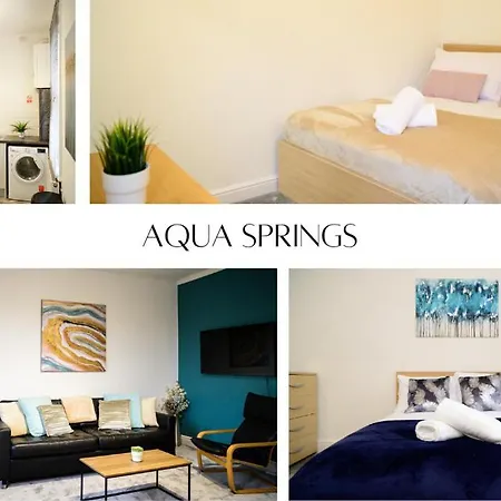 Aqua Springs, 2 Bedroom Sofa Bed, Sleeps 6, 1st Floor Apartment, Near Didsbury *