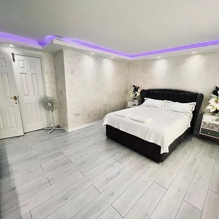 Urban Nest 3 3*