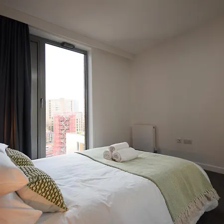 Life Top-floor 2-bed 1-bath In Ancoats 公寓