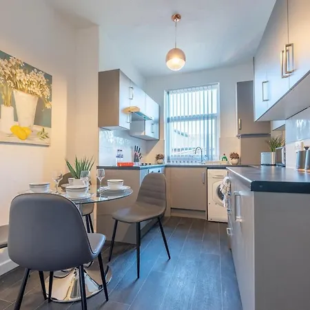 Richmond Retreat - Luxurious And Comfortable Spacious 2 Floor Manchester